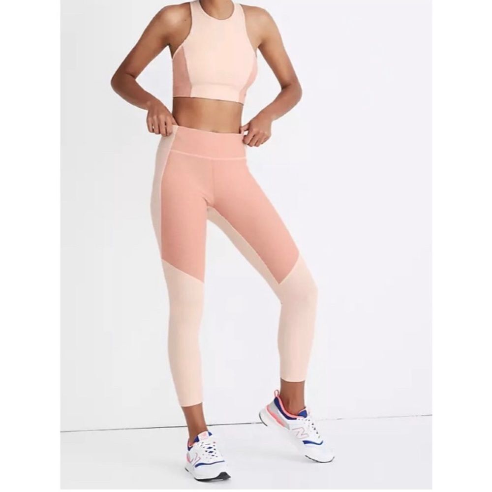 Outdoor Voices 3/4 Warmup Leggings- Size Small
